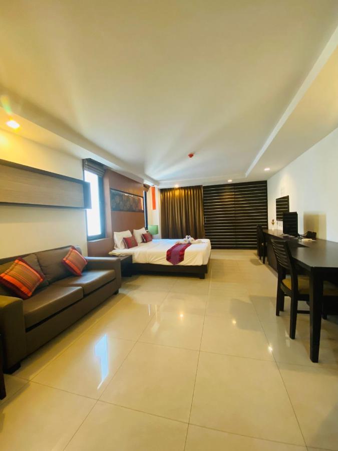 Tycoon Suite By Goad Avadhess Hospitality 1Km Walking Street Pattaya Beach 외부 사진